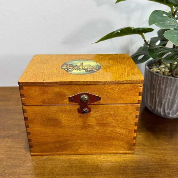 Vintage Woodpecker WoodWare Wood Box Hand Painted in Japan 6x4x5 Wooden - Picture 1 of 14